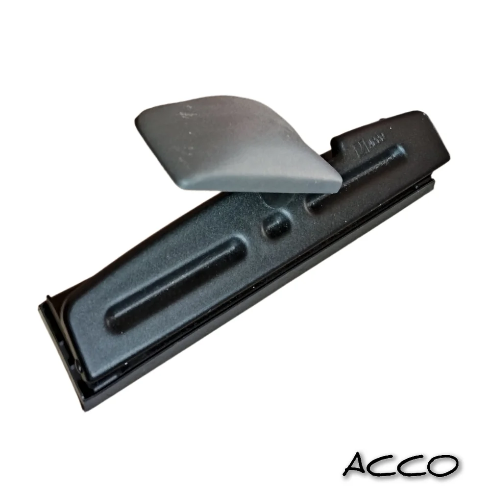ACCO Heavy Duty Puncher. Adjustable to 2 or 3 Holes. Comfortable & Easy to Use